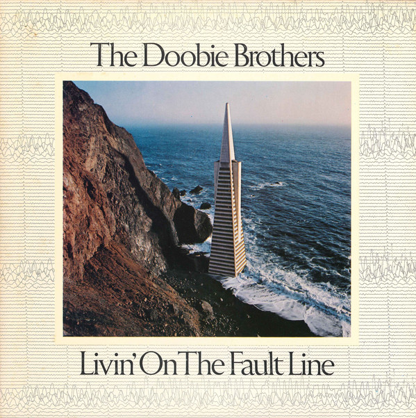 The Doobie Brothers 'Livin' On The Fault Line' LP/1977/Rock/UK/Nm The Doobie Brothers 'Livin' On The Fault Line' LP/1977/Rock/UK/Nm